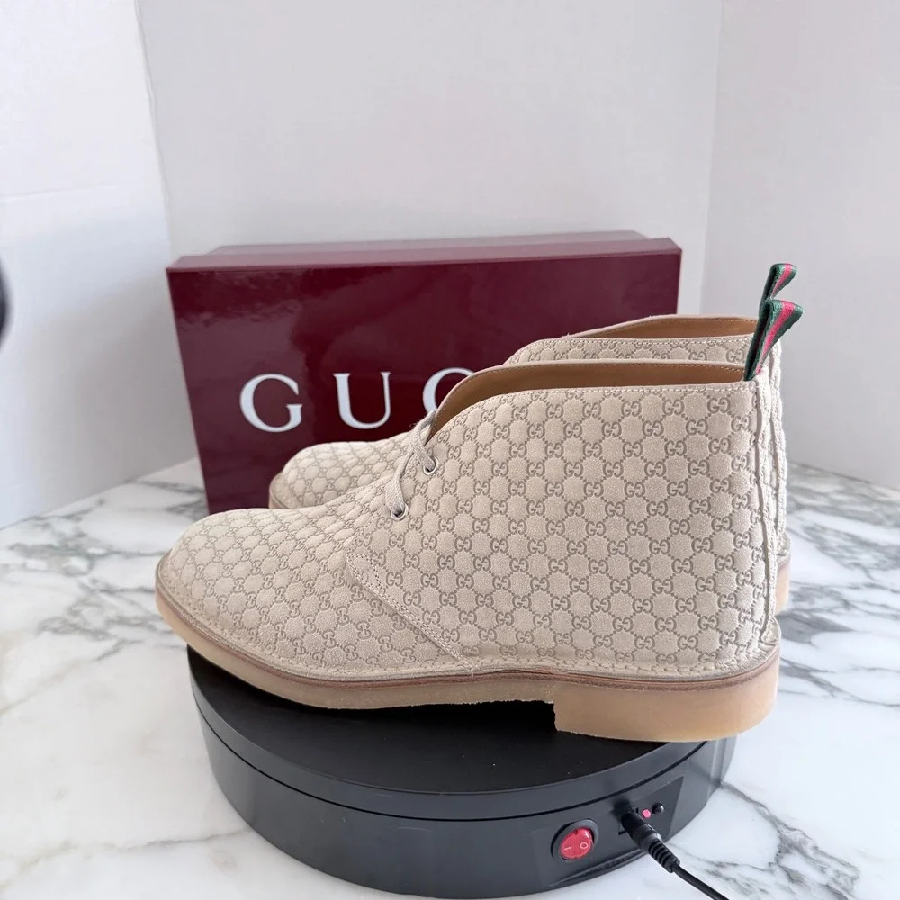GUCCI GG Suede Desert Boots Embossed Oatmeal Tan Shoe, G 9